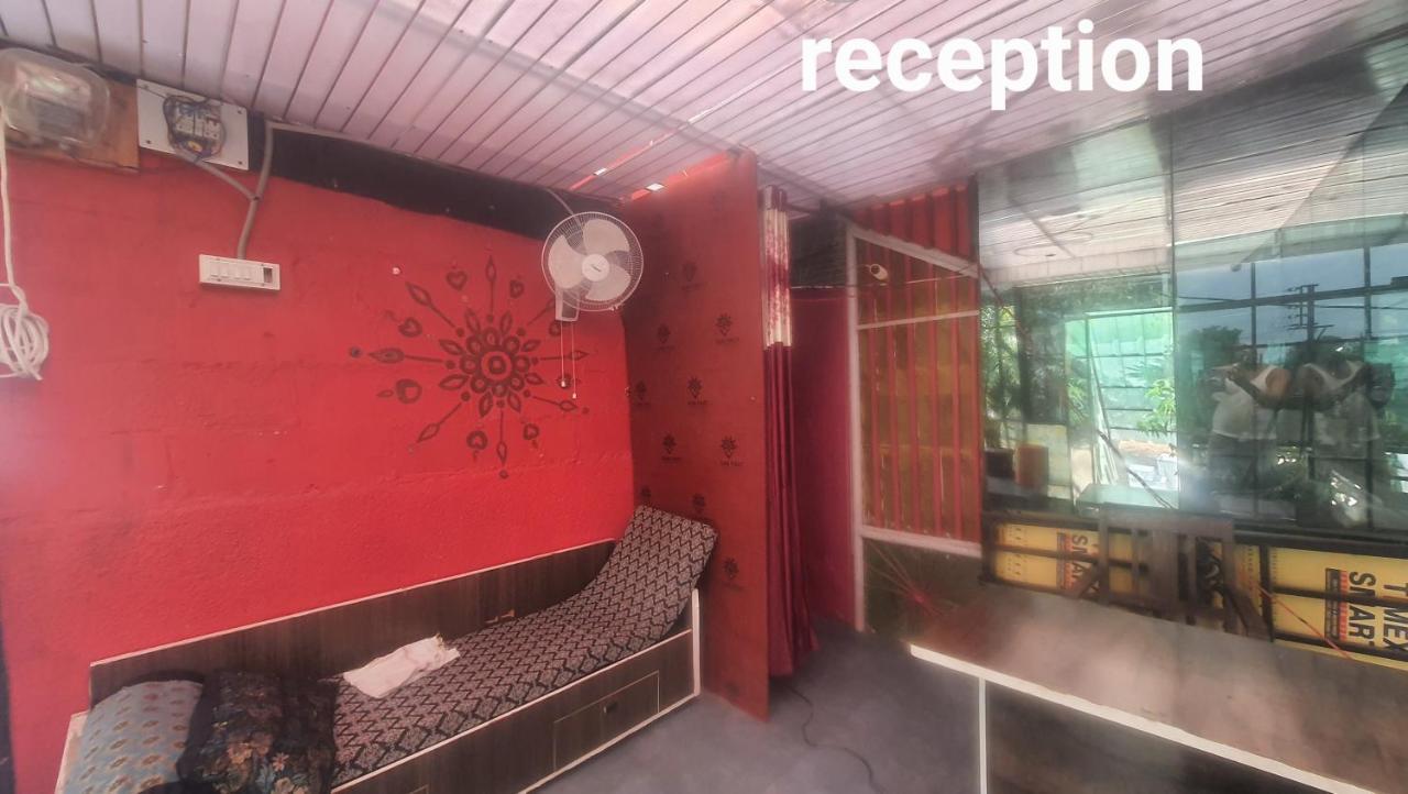 Amruta Homestays Chikhaldara Bagian luar foto