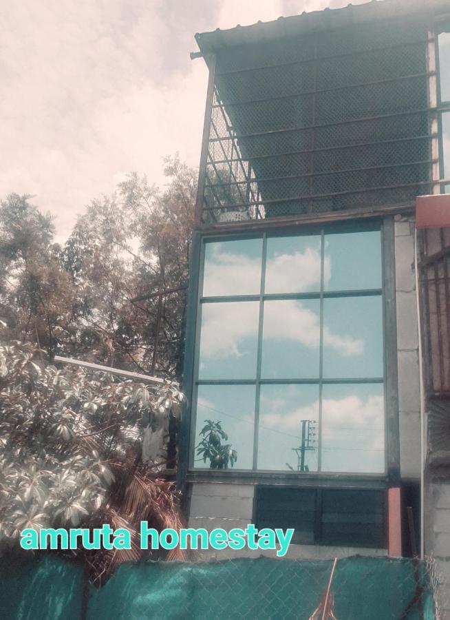 Amruta Homestays Chikhaldara Bagian luar foto