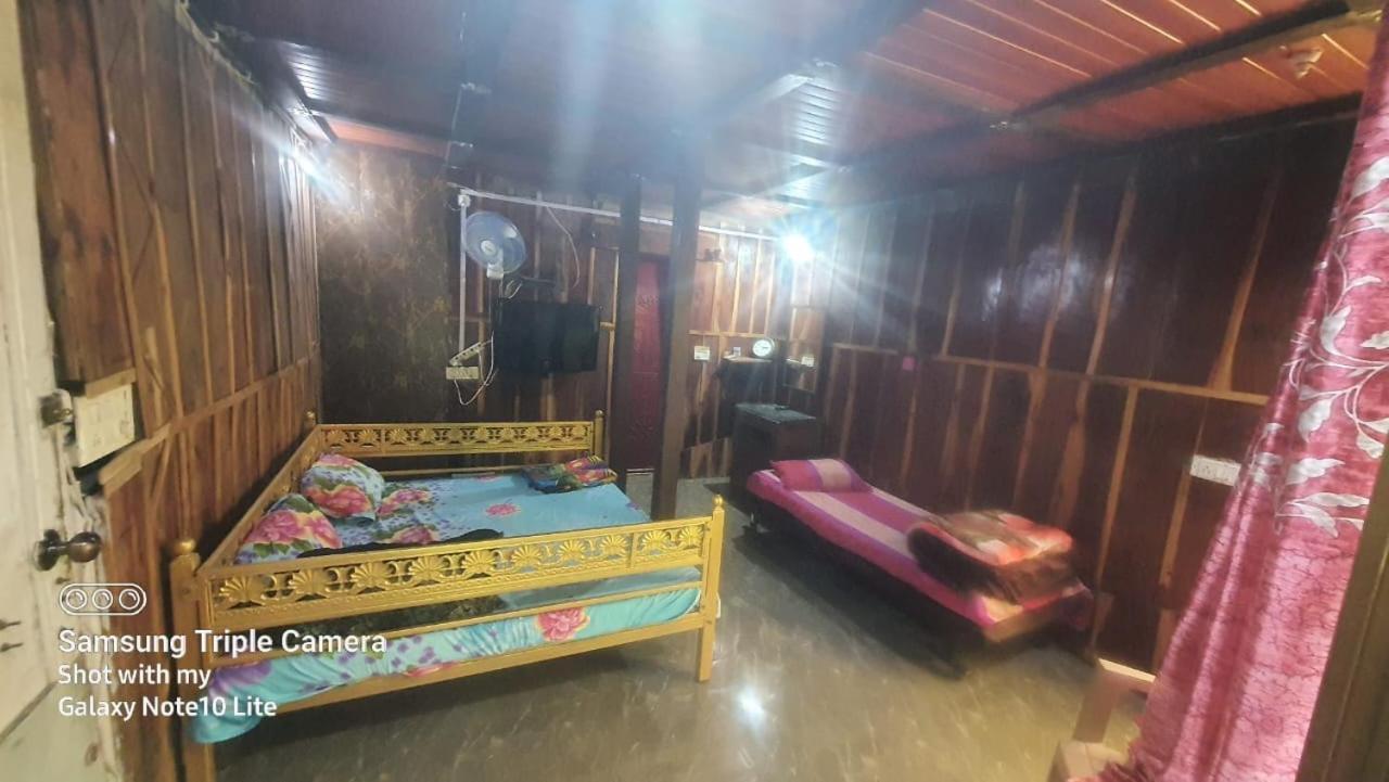 Amruta Homestays Chikhaldara Bagian luar foto