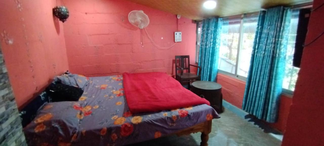 Amruta Homestays Chikhaldara Bagian luar foto